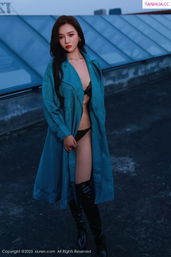 小娜比  [XiuRen]高清写真图 2025.09.17 No.10776 娜比 蕾丝情趣内衣第8张图片